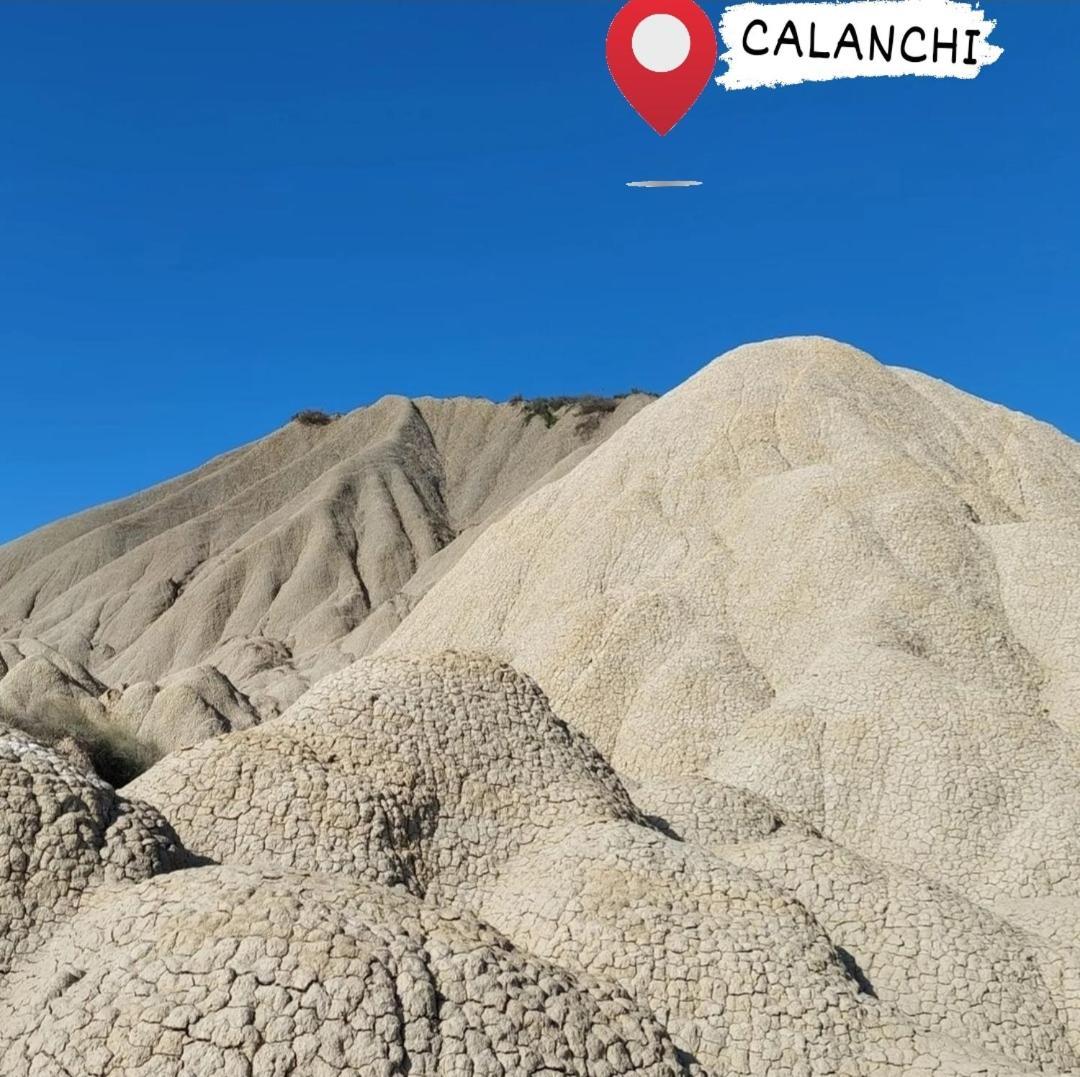 Апартаменты Dimora Helianthus Salandra Экстерьер фото
